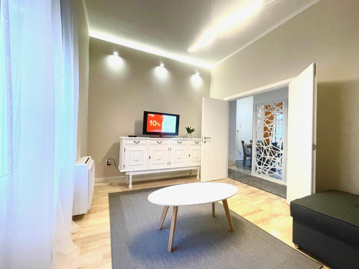 Apartamento Skadarlija Bohemian Belgrado Exterior foto
